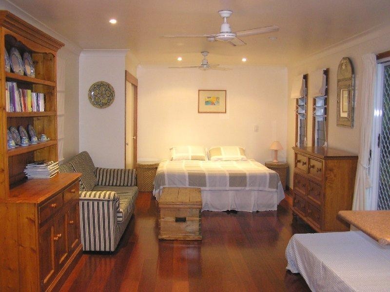 1 Trana Court, Magnetic Island QLD 4819