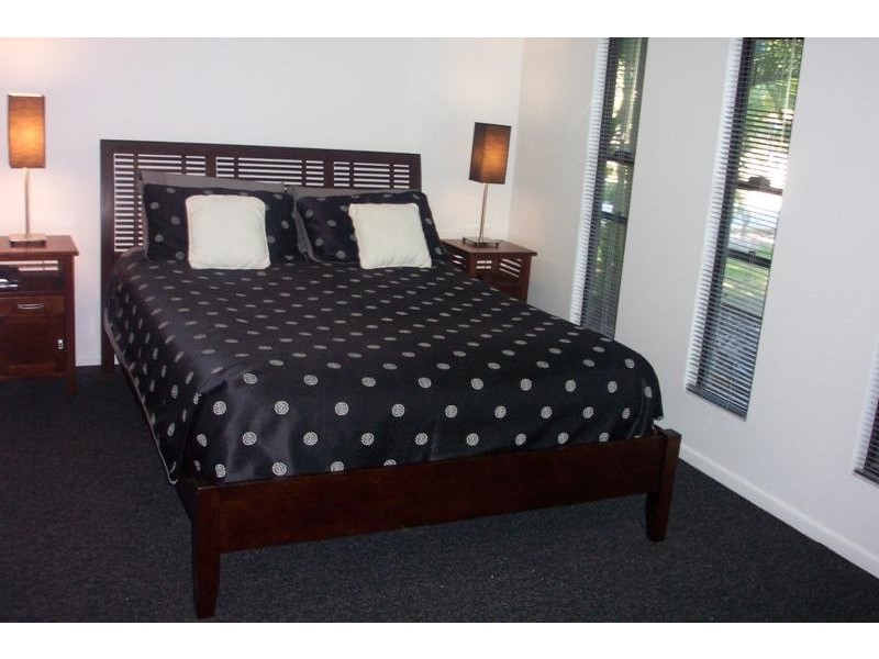 44 Barton Street, Magnetic Island QLD 4819