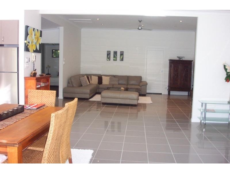 44 Barton Street, Magnetic Island QLD 4819