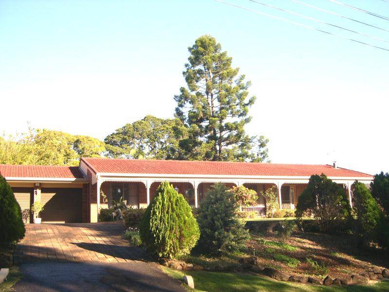 15 Highview Crescent, Modanville NSW 2480