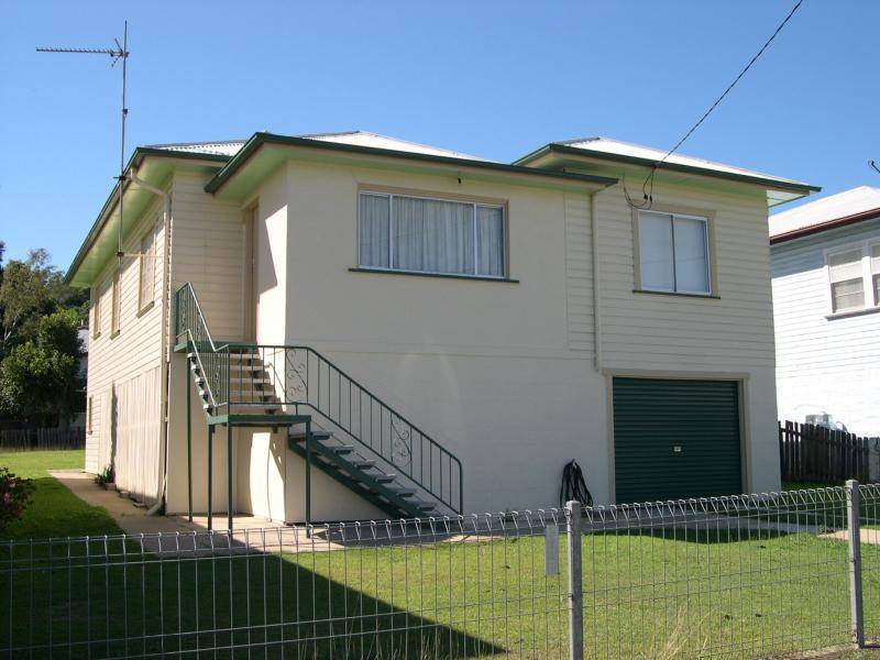 8 Weaver Street, Lismore NSW 2480