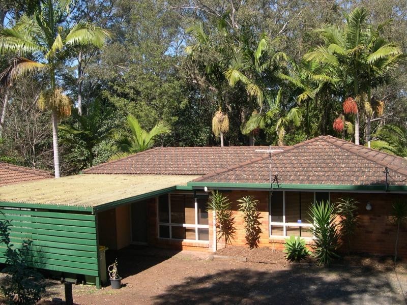 8 Beaumont Drive, East Lismore NSW 2480