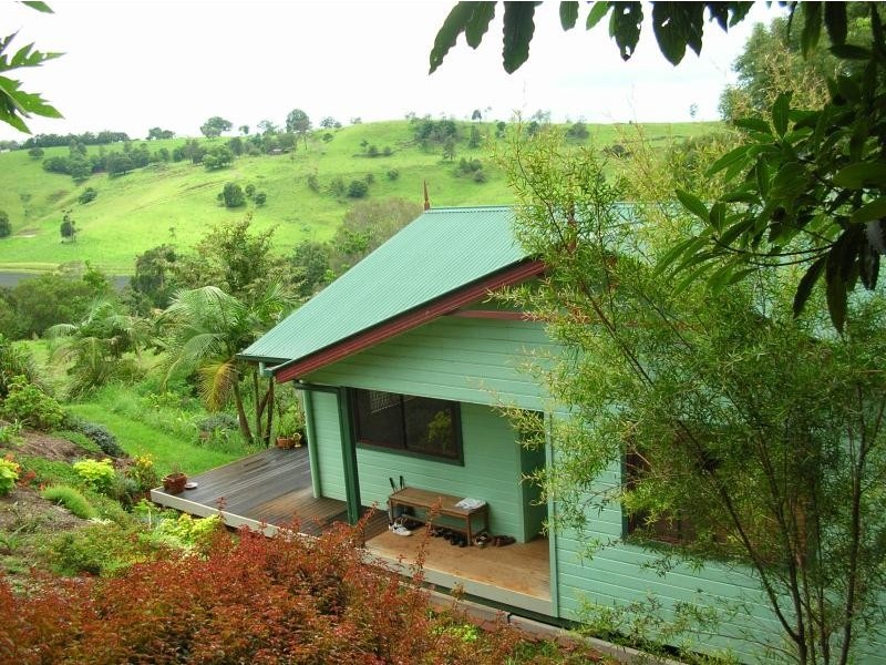 15 Henderson Place, Modanville NSW 2480