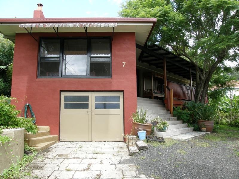 7 Esyth Street, Girards Hill NSW 2480