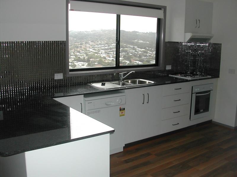 8 Angela Place, East Lismore NSW 2480