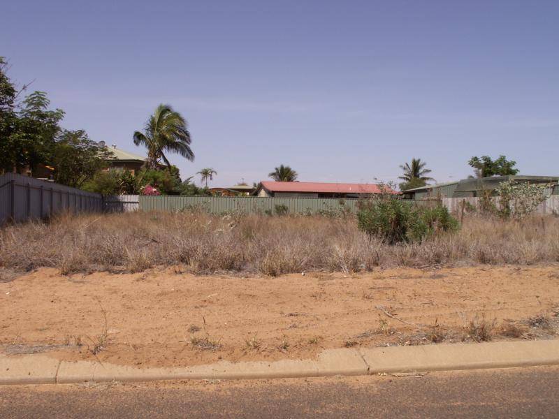 12 Vitenbergs Drive, Point Samson WA 6720