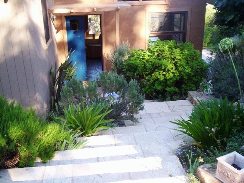 84 Emerald Crescent, Wallagoot NSW 2550