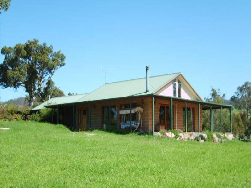 72 Mountview Close, Bega NSW 2550