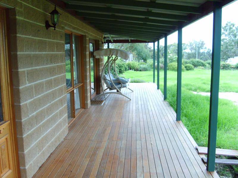 72 Mountview Close, Bega NSW 2550