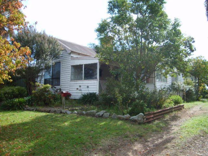 53 Fairview Street, Bega NSW 2550