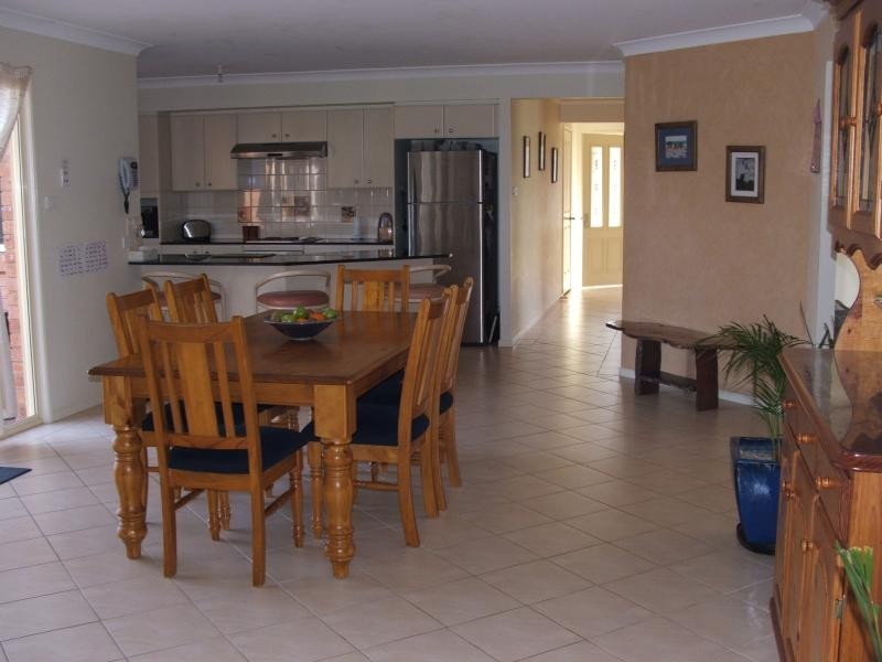 4 Valley Street, Bega NSW 2550