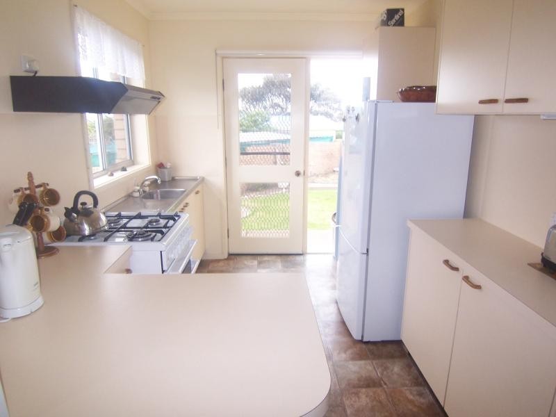 6 Cliff Street, Merimbula NSW 2548