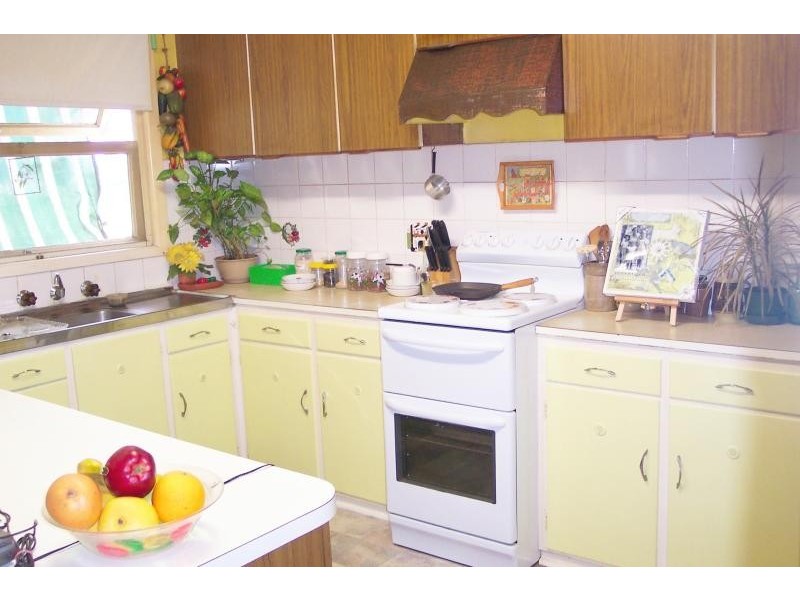 100 West Street, Eden NSW 2551