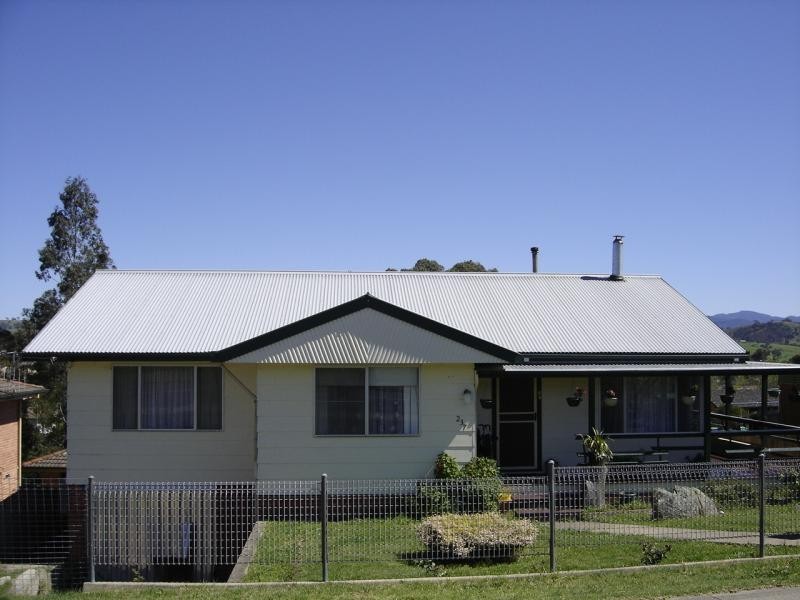 237 Auckland Street, Bega NSW 2550