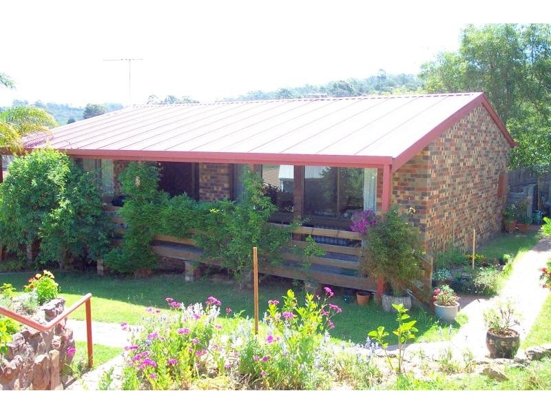 2 Garden Circle, Merimbula NSW 2548