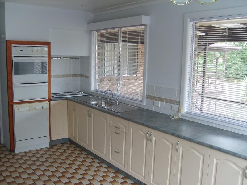 15 Meringo Street, Bega NSW 2550