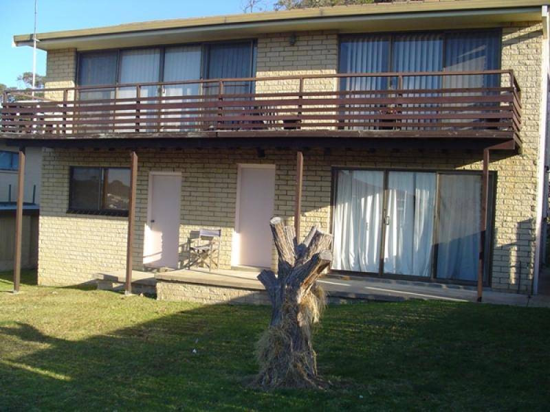 19 Sinclair Street, Bermagui NSW 2546