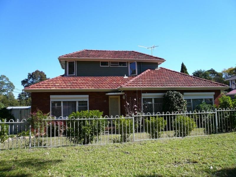 19 Doonkuna Street, Beverly Hills NSW 2209