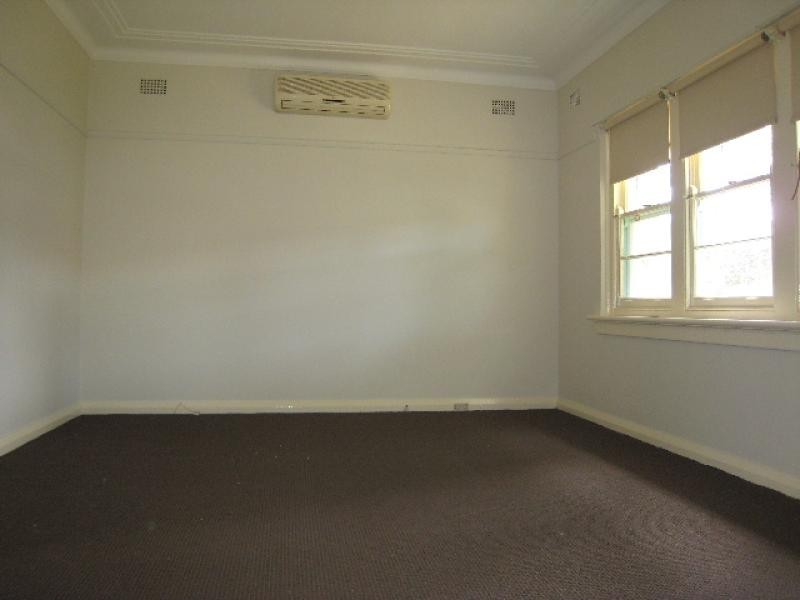 104 Edgbaston Road, Beverly Hills NSW 2209