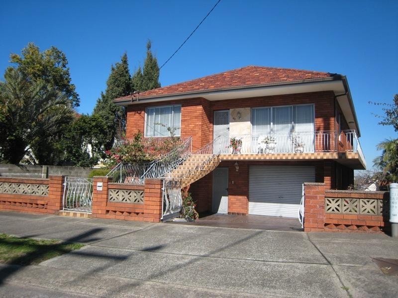 90 Forest Road, Arncliffe NSW 2205