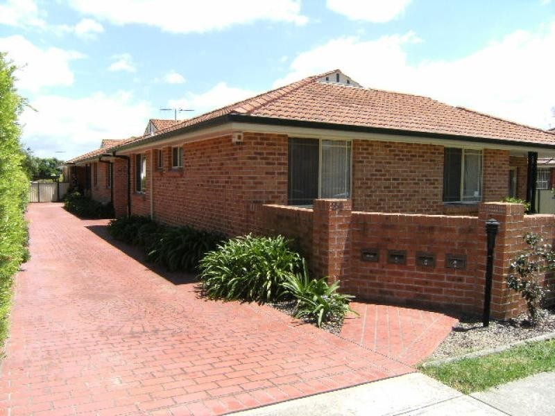 2/24 Myall Street, Oatley NSW 2223
