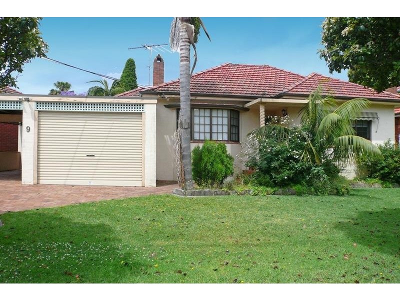 9 Colwell Street, Kingsgrove NSW 2208
