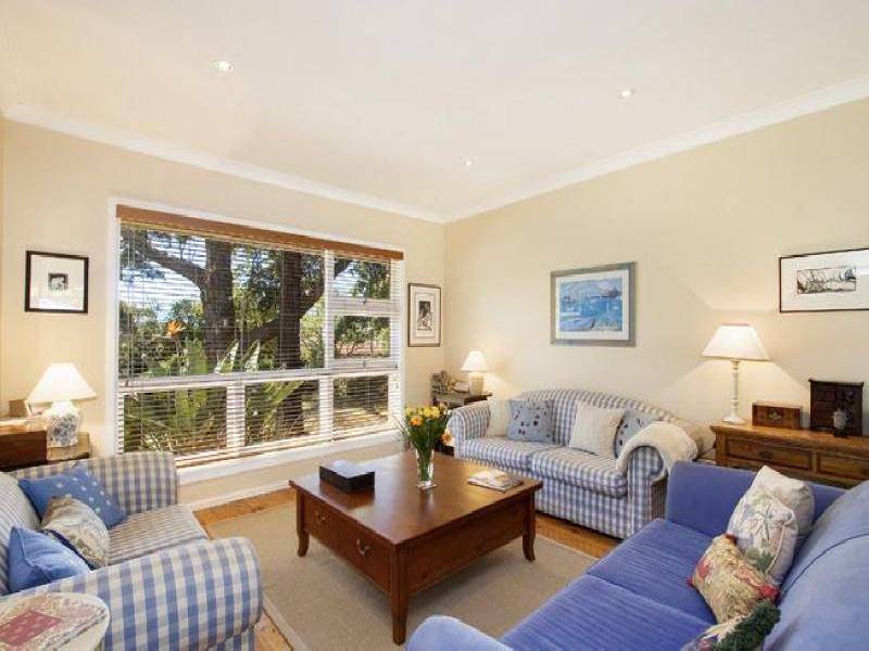 15 Geoffrey Street, Turramurra NSW 2074