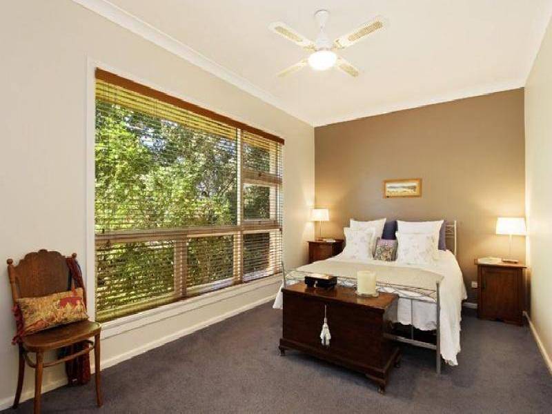 15 Geoffrey Street, Turramurra NSW 2074