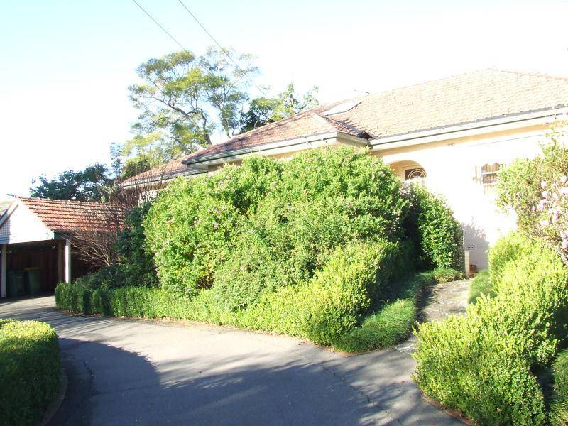 1 Warrangi Street, Turramurra NSW 2074