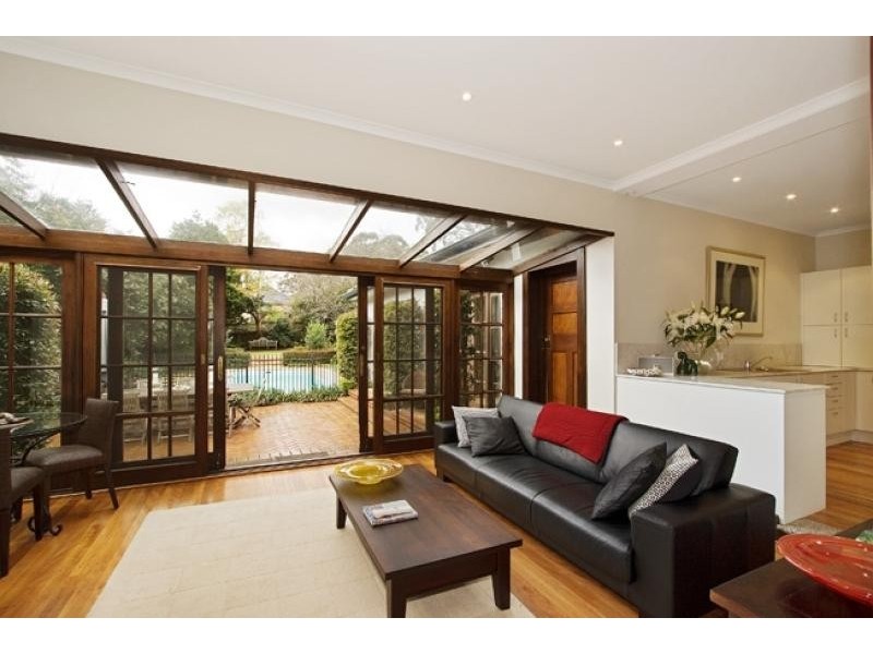 15 Katina Street, Turramurra NSW 2074