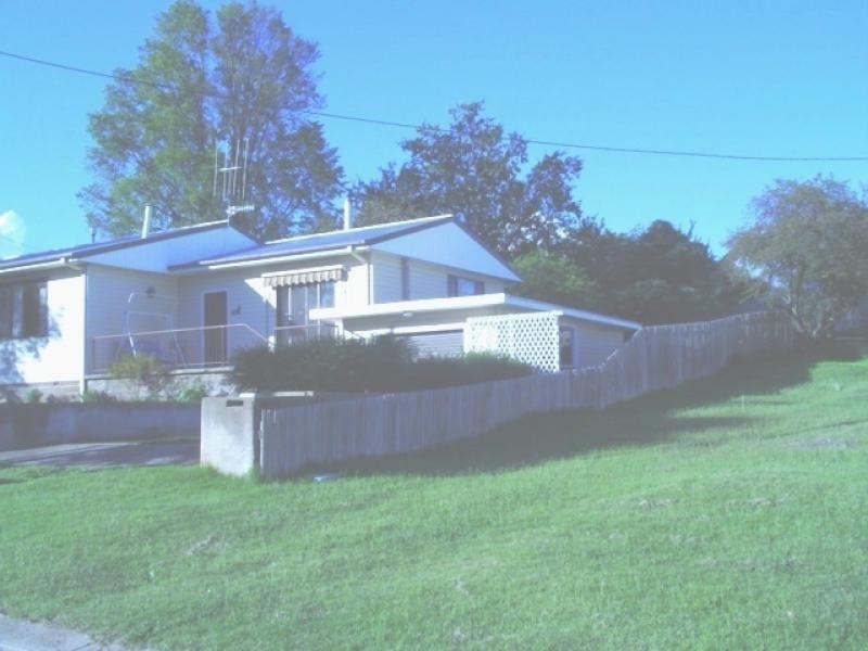 20 Baron Street, Cooma NSW 2630