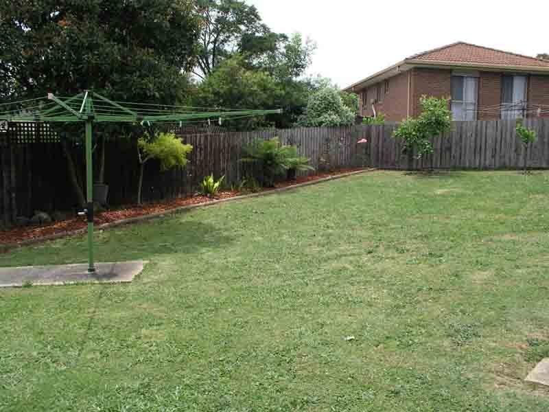 32 Inverness Street, Endeavour Hills VIC 3802