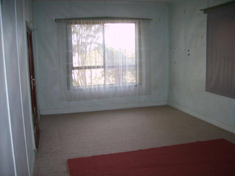 53 Fairview Street, Bega NSW 2550