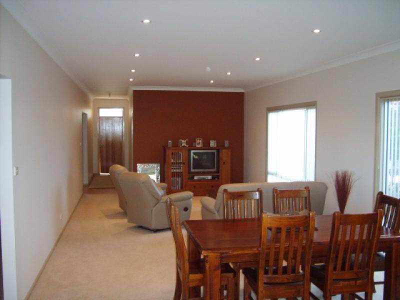 16 Belmore Street, Bega NSW 2550