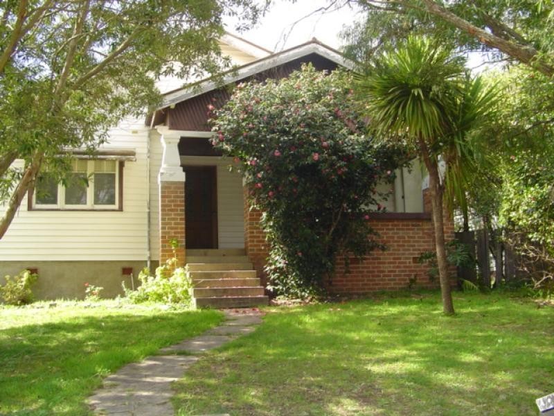 34 Parker Street, Bega NSW 2550