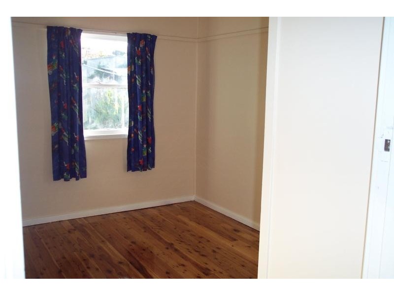 69 Meringo Street, Bega NSW 2550
