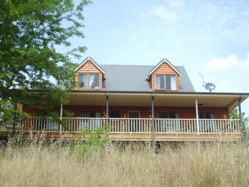11 Short Street, Candelo NSW 2550