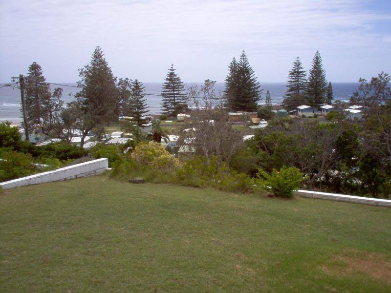 140 Ocean Road, Brooms Head NSW 2463