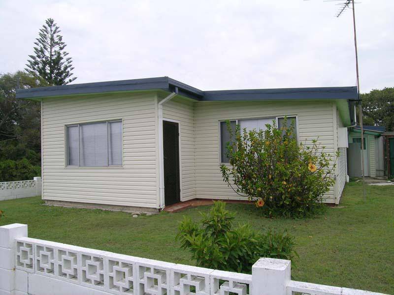 6 Boronia Street, Brooms Head NSW 2463