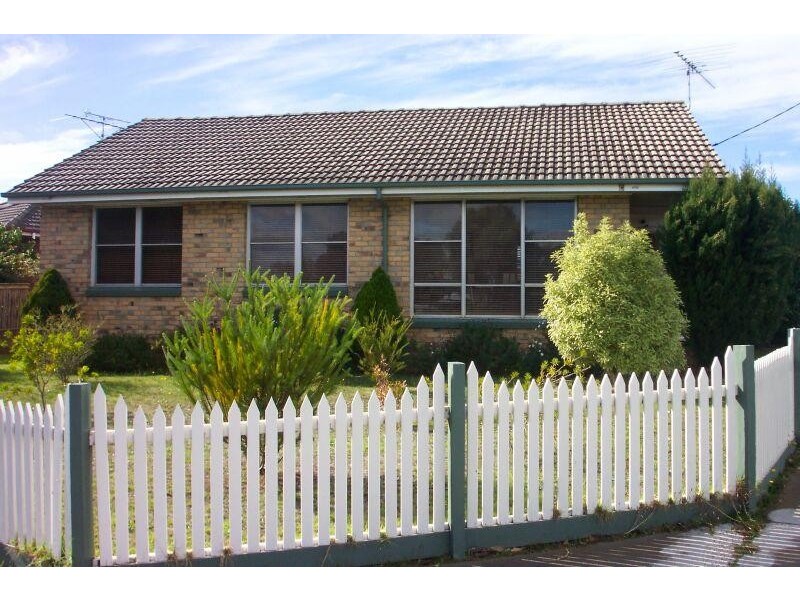 129 St Albans Road, East Geelong VIC 3219