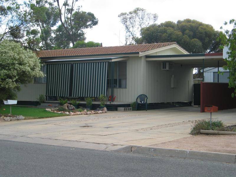17 Kelly Avenue, Barmera SA 5345