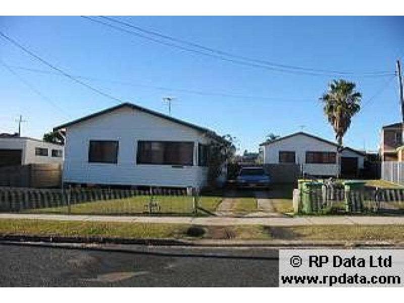 8A Ashton Avenue, The Entrance NSW 2261