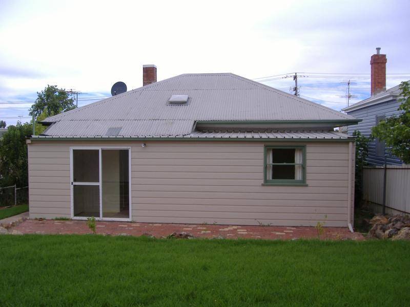 65 Brock Street, Young NSW 2594
