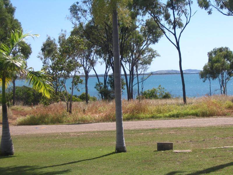 64 Pitcain Avenue, Bowen QLD 4805