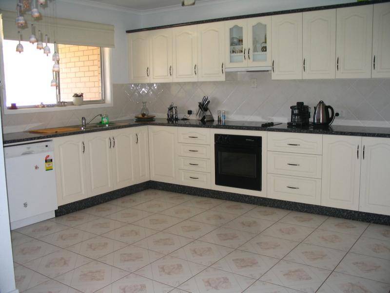 15 Scott Street, Bowen QLD 4805