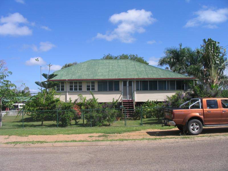 22 Fifth Avenue, Scottville QLD 4804