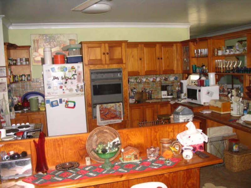 8 Heronvale Road, Bowen QLD 4805