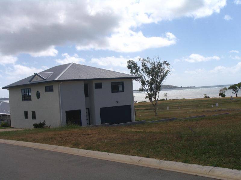 10 Marine Parade, Bowen QLD 4805