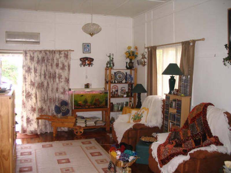 36 Macarthur Street, Collinsville QLD 4804