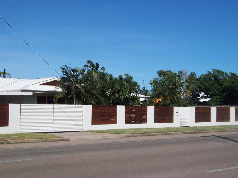 10 Tollington Road, Bowen QLD 4805